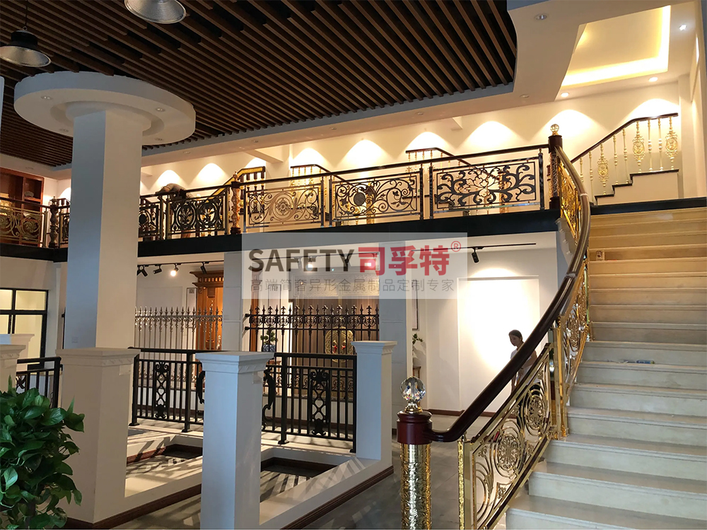 鋁藝鏤空雕花樓梯扶手：造型多樣，工藝成熟，彰顯高端品味(圖6)